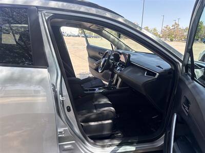 2025 Toyota Corolla Cross LE - Photo 17 - Dallas, TX 75252