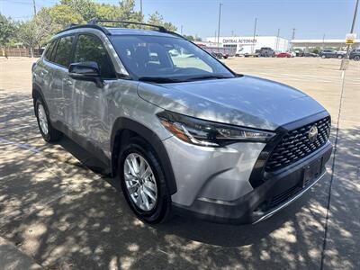 2025 Toyota Corolla Cross LE - Photo 9 - Dallas, TX 75252