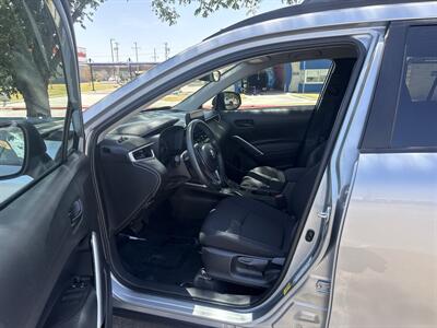 2025 Toyota Corolla Cross LE - Photo 16 - Dallas, TX 75252