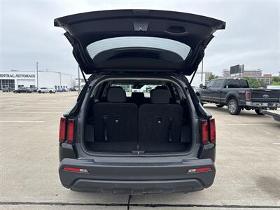 2023 Kia Sorento LX - Photo 15 - Dallas, TX 75252