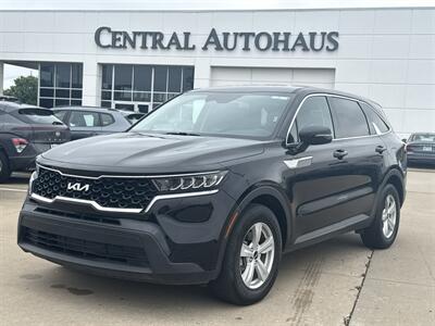 2023 Kia Sorento LX - Photo 1 - Dallas, TX 75252