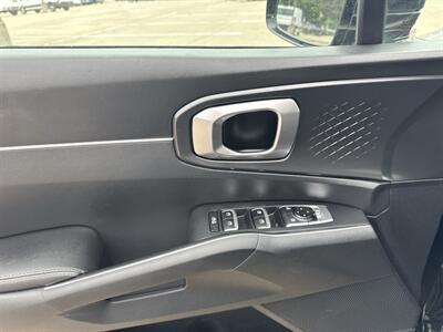2023 Kia Sorento LX - Photo 11 - Dallas, TX 75252