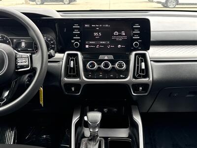2023 Kia Sorento LX - Photo 29 - Dallas, TX 75252