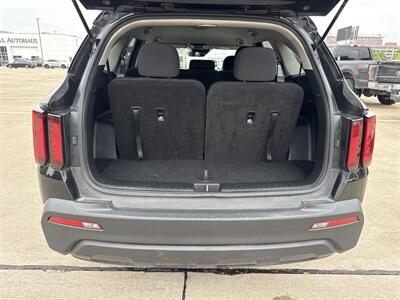 2023 Kia Sorento LX - Photo 16 - Dallas, TX 75252