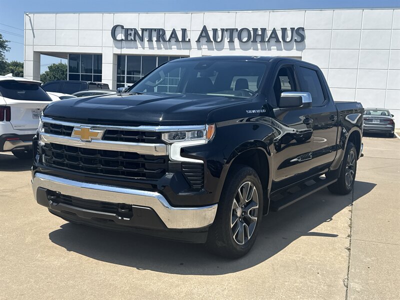 2024 Chevrolet Silverado 1500 LT   - Photo 1 - Dallas, TX 75252