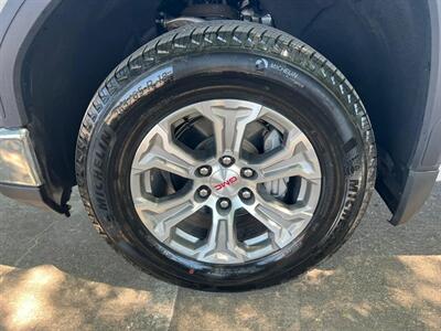 2025 GMC Sierra 1500 SLT   - Photo 10 - Dallas, TX 75252