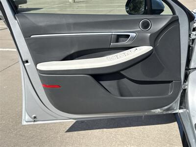 2025 Hyundai SONATA SEL   - Photo 10 - Dallas, TX 75252
