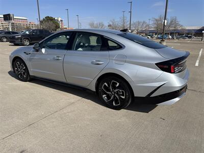 2025 Hyundai SONATA SEL   - Photo 5 - Dallas, TX 75252