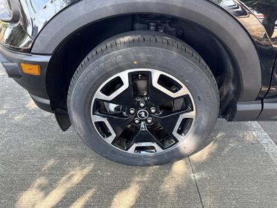 2023 Ford Bronco Sport Outer Banks   - Photo 41 - Dallas, TX 75252