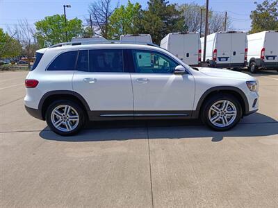 2023 Mercedes-Benz GLB GLB 250   - Photo 8 - Dallas, TX 75252