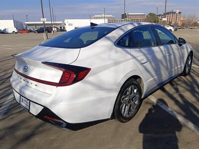 2023 Hyundai Sonata SEL   - Photo 8 - Dallas, TX 75252