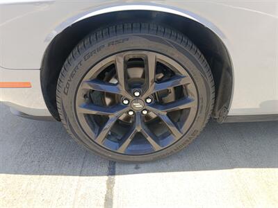 2021 Dodge Challenger SXT   - Photo 17 - Dallas, TX 75252