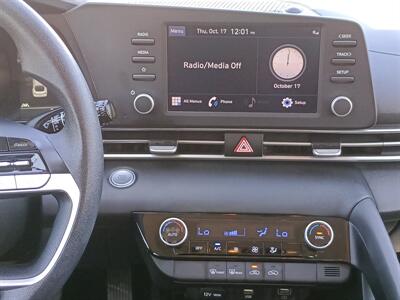 2022 Hyundai ELANTRA SEL   - Photo 24 - Dallas, TX 75252