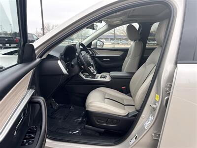 2024 Mazda CX-90 Plug-in Hybrid Preferred   - Photo 19 - Dallas, TX 75252