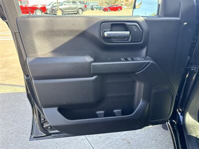 2022 Chevrolet Silverado 1500 Limited Custom   - Photo 10 - Dallas, TX 75252