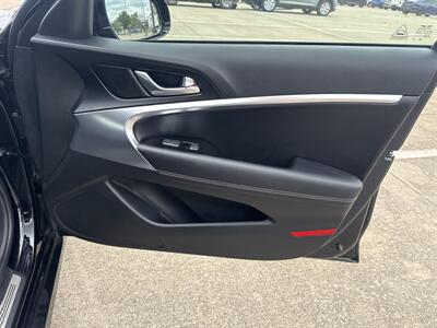 2026 Genesis G70 2.5T Standard - Photo 26 - Dallas, TX 75252