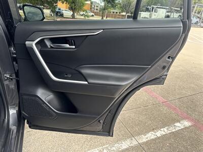 2024 Toyota RAV4 XLE   - Photo 12 - Dallas, TX 75252