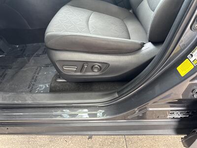 2024 Toyota RAV4 XLE   - Photo 18 - Dallas, TX 75252