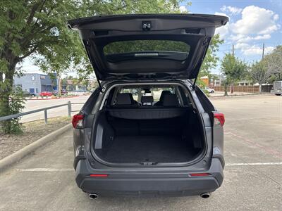 2024 Toyota RAV4 XLE   - Photo 14 - Dallas, TX 75252
