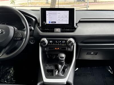2024 Toyota RAV4 XLE   - Photo 27 - Dallas, TX 75252