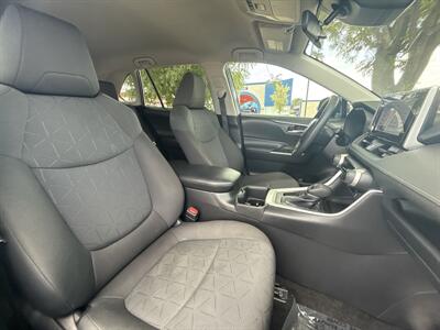 2024 Toyota RAV4 XLE   - Photo 38 - Dallas, TX 75252