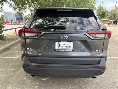 2024 Toyota RAV4 XLE   - Photo 6 - Dallas, TX 75252