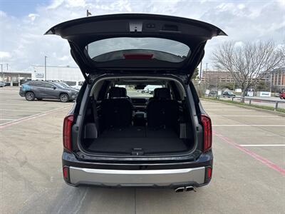 2025 Kia Telluride S   - Photo 15 - Dallas, TX 75252