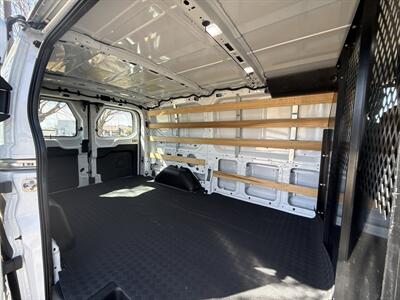 2024 Ford Transit 250   - Photo 26 - Dallas, TX 75252