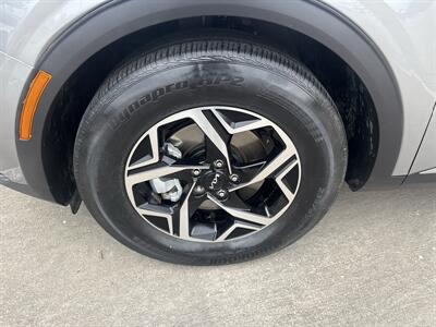 2025 Kia Sportage LX - Photo 31 - Dallas, TX 75252
