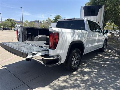 2026 GMC Sierra 1500 SLT   - Photo 17 - Dallas, TX 75252