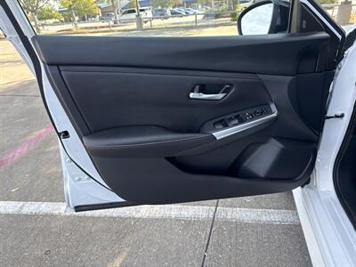2025 Nissan Sentra SR   - Photo 10 - Dallas, TX 75252
