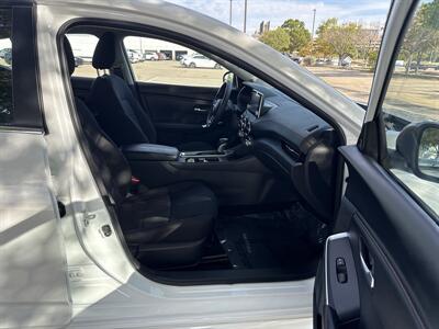 2025 Nissan Sentra SR   - Photo 18 - Dallas, TX 75252
