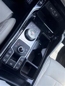2025 Kia Sorento Plug-In Hybrid SX Prestige   - Photo 35 - Dallas, TX 75252