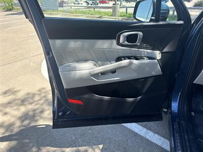 2025 Kia Sorento Plug-In Hybrid SX Prestige   - Photo 10 - Dallas, TX 75252