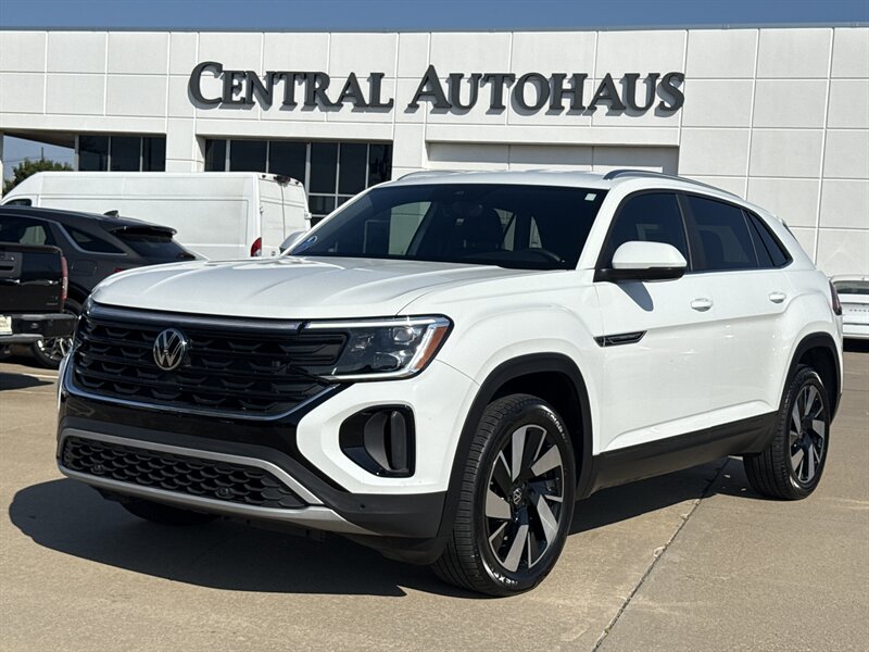 2024 Volkswagen Atlas Cross Sport SE  