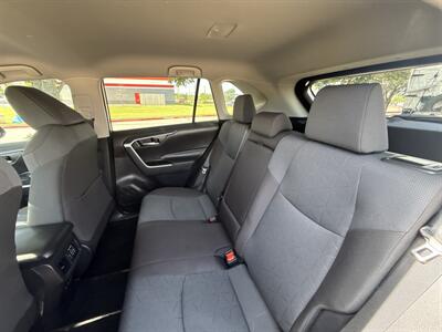2025 Toyota RAV4 XLE   - Photo 32 - Dallas, TX 75252