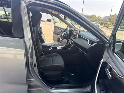 2025 Toyota RAV4 XLE   - Photo 15 - Dallas, TX 75252