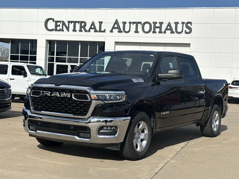 2025 RAM 1500 Big Horn   - Photo 1 - Dallas, TX 75252