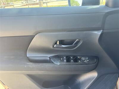 2025 Nissan Kicks SV   - Photo 11 - Dallas, TX 75252