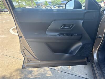 2025 Nissan Kicks SV   - Photo 10 - Dallas, TX 75252