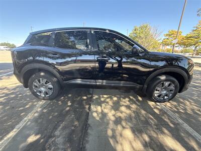 2025 Nissan Kicks S   - Photo 8 - Dallas, TX 75252