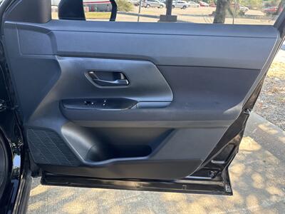 2025 Nissan Kicks S   - Photo 13 - Dallas, TX 75252