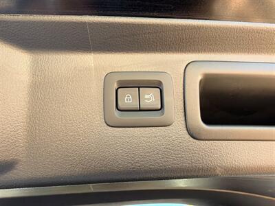 2025 Mazda CX-50 2.5 S Premium Plus   - Photo 18 - Dallas, TX 75252