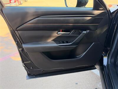 2025 Mazda CX-50 2.5 S Premium Plus   - Photo 12 - Dallas, TX 75252