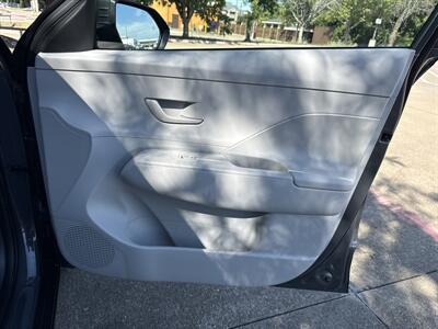 2025 Hyundai KONA SE   - Photo 13 - Dallas, TX 75252