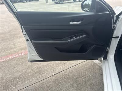 2025 Nissan Altima 2.5 SV - Photo 10 - Dallas, TX 75252