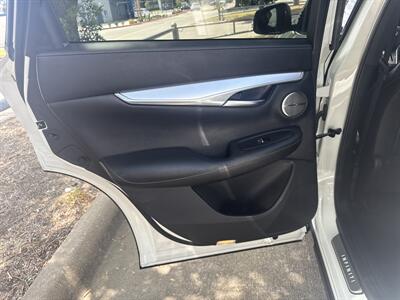2022 INFINITI QX50 Essential   - Photo 11 - Dallas, TX 75252