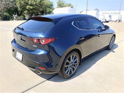 2022 Mazda Mazda3 Hatchback Preferred   - Photo 7 - Dallas, TX 75252