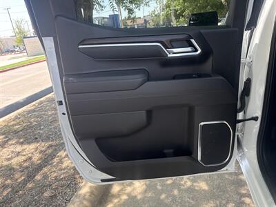 2025 GMC Sierra 1500 SLT   - Photo 12 - Dallas, TX 75252