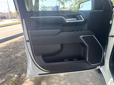 2025 GMC Sierra 1500 SLT   - Photo 10 - Dallas, TX 75252